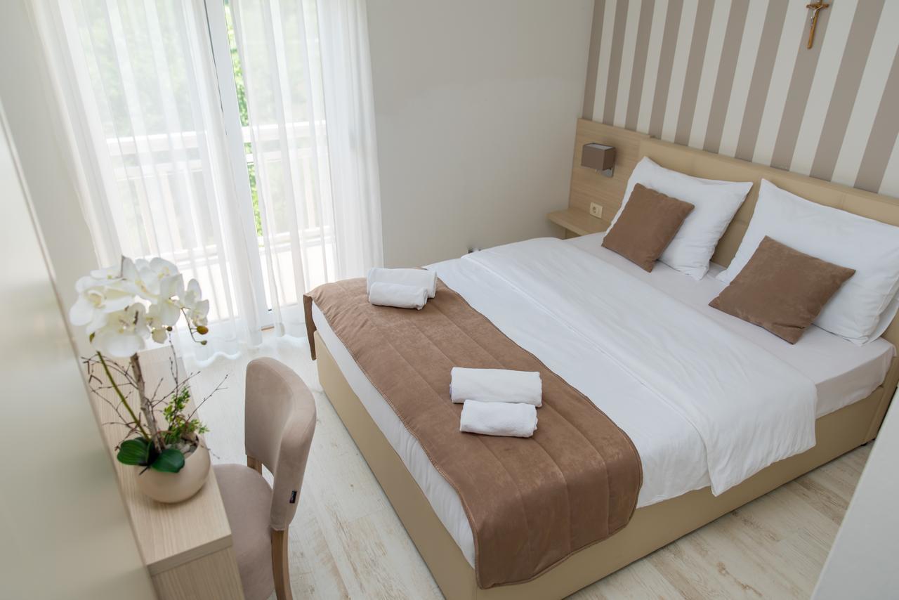 B&B Villa Ellena Medugorje Bagian luar foto